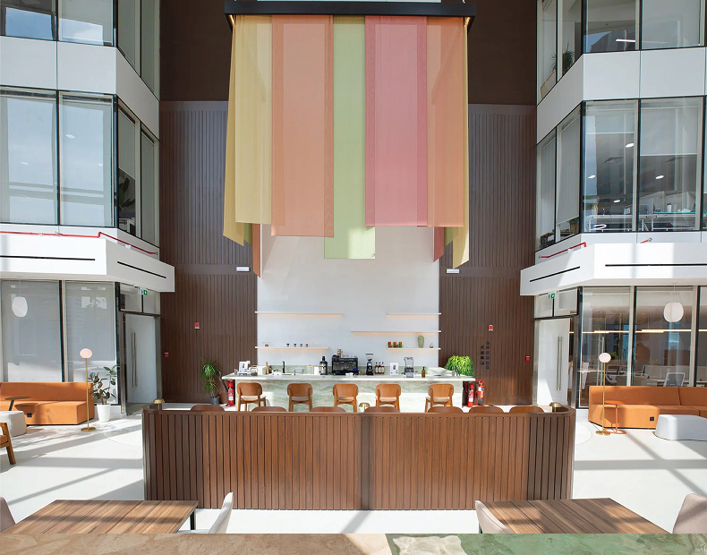 CENTRUM SPACES - DUBAI - BAY GATE TOWER